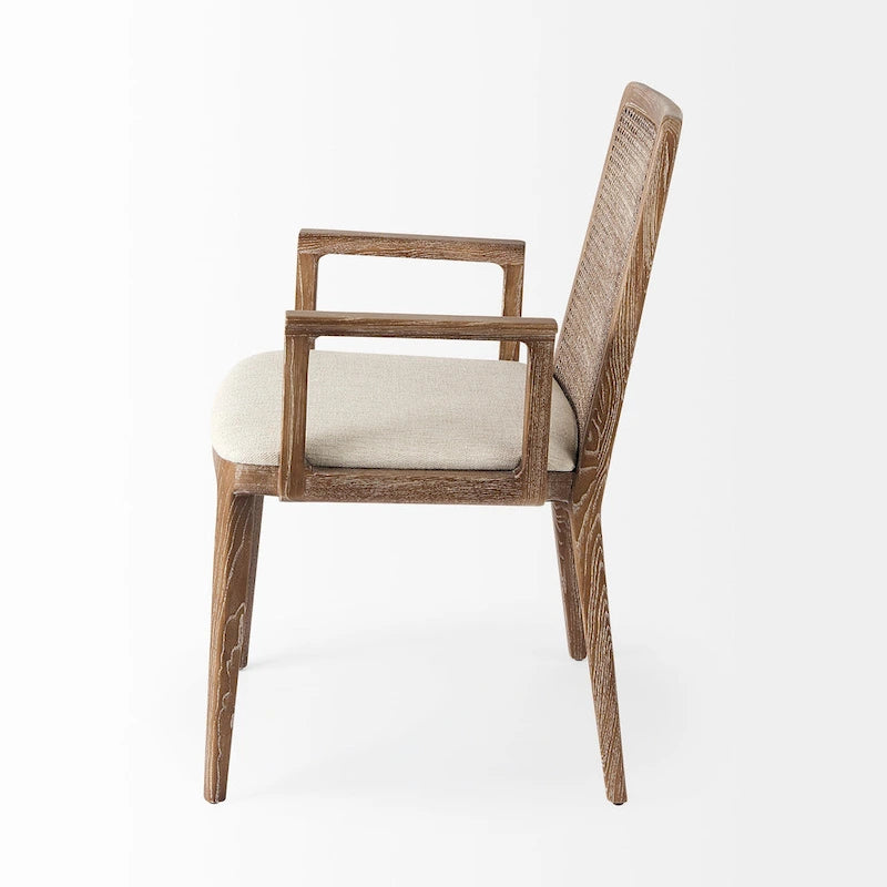 Chaise de salle à manger Clara en tissu crème avec dossier en cannage et structure en bois massif marron clair