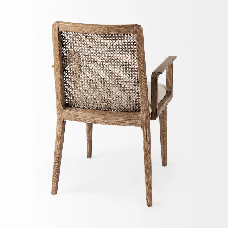 Chaise de salle à manger Clara en tissu crème avec dossier en cannage et structure en bois massif marron clair
