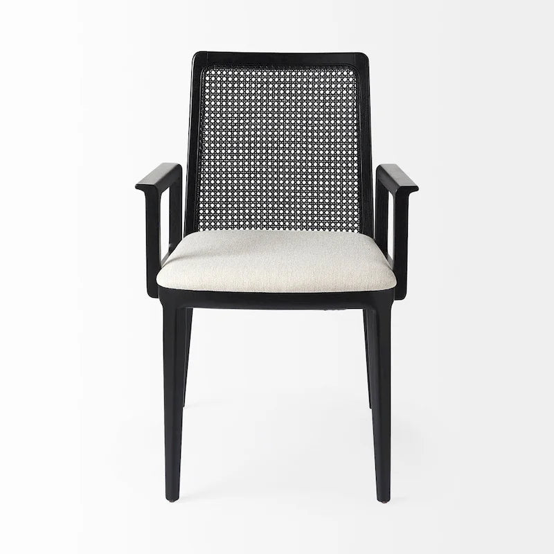Chaise de salle à manger Clara en tissu crème avec dossier en cannage et structure en bois massif marron clair